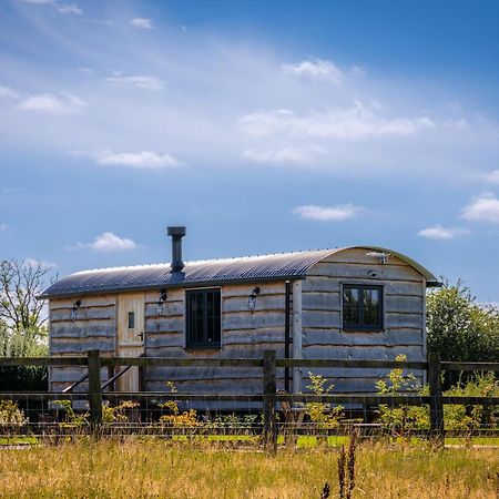 Monkwood Shepherds Hut - Ockeridge Rural Retreats Worcester Kültér fotó