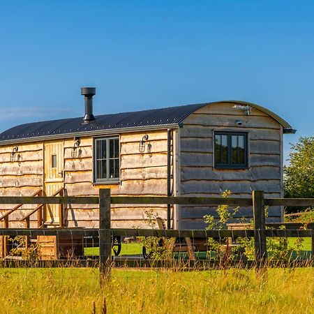 Monkwood Shepherds Hut - Ockeridge Rural Retreats Worcester Kültér fotó
