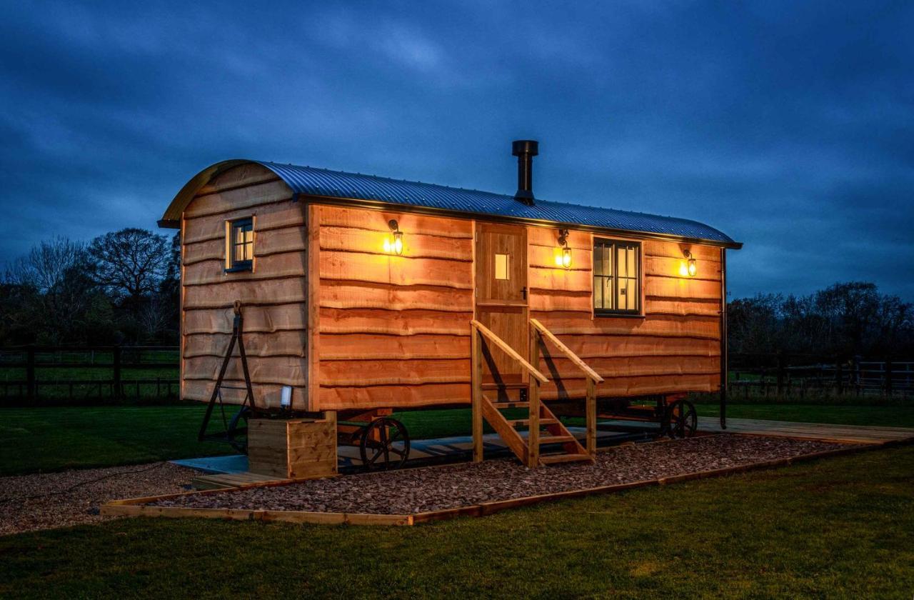 Monkwood Shepherds Hut - Ockeridge Rural Retreats Worcester Kültér fotó