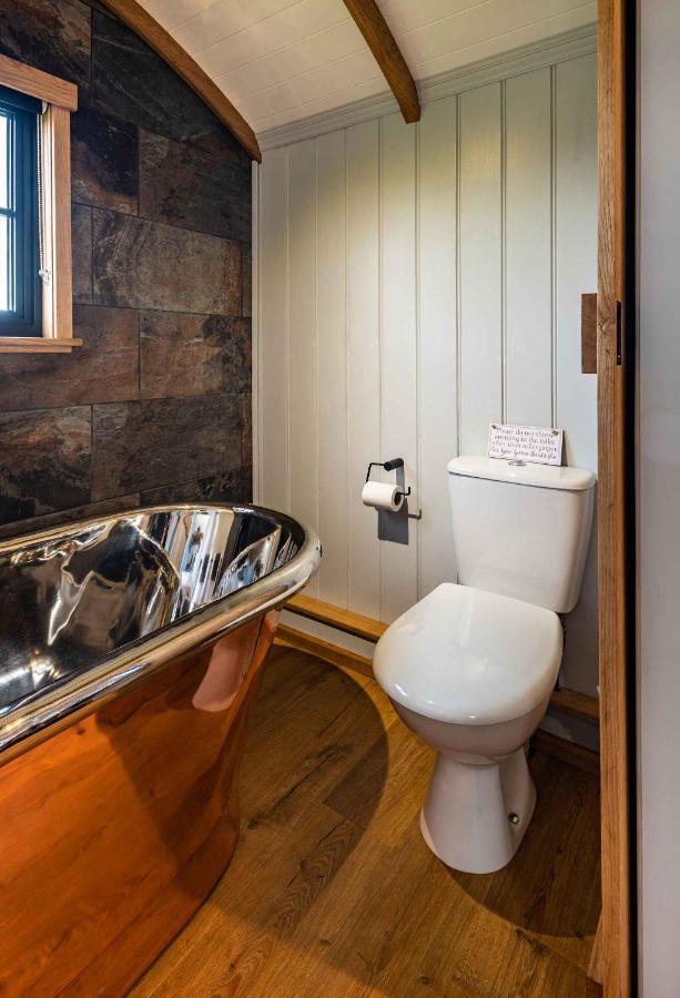Monkwood Shepherds Hut - Ockeridge Rural Retreats Worcester Kültér fotó